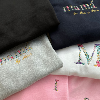 SUDADERA INICIAL BORDADA FLORAL