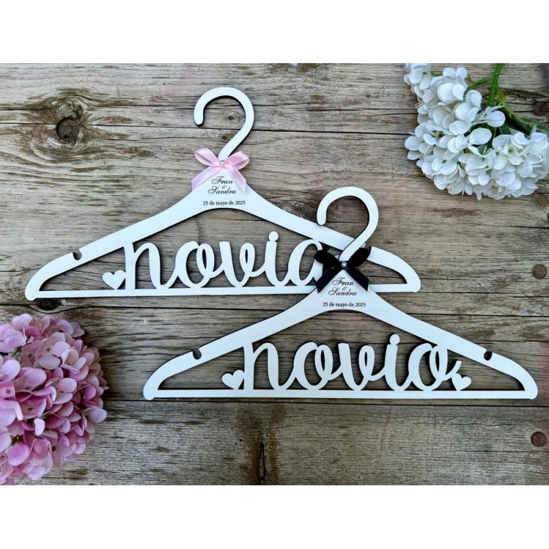 Percha con lazo personalizada