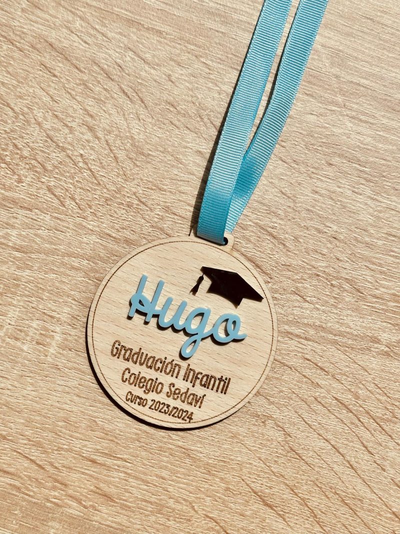 Medalla de graduación para niños personalizada