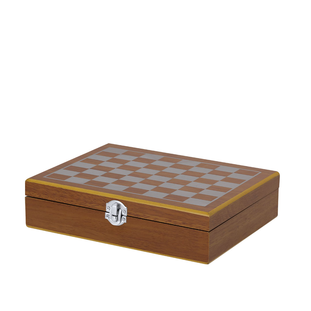 Kit petaca y juegos personalizado - Imagen 8